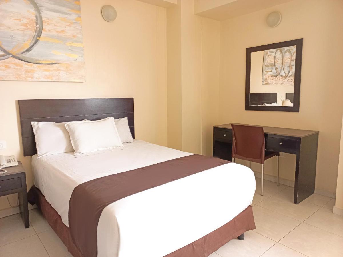 Hotel Villa Margaritas Villahermosa Bagian luar foto