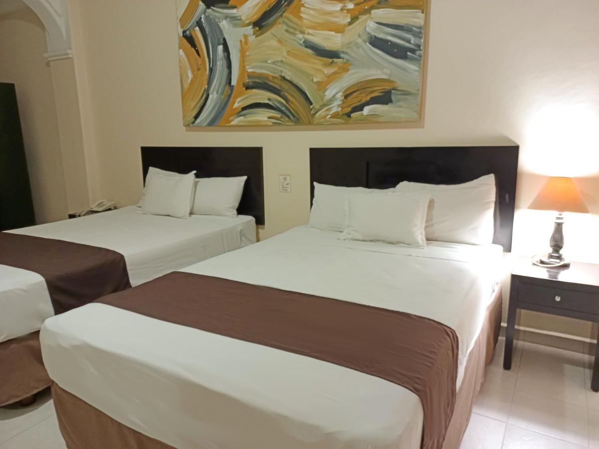 Hotel Villa Margaritas Villahermosa Bagian luar foto